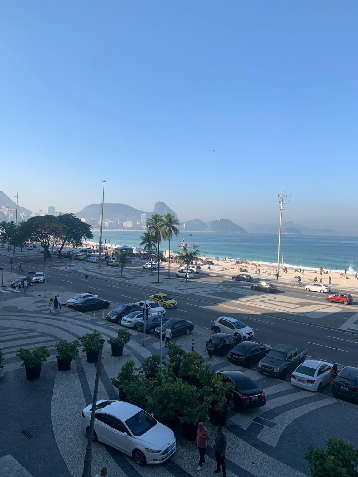 Em Frente Ao Mar - Copacabana